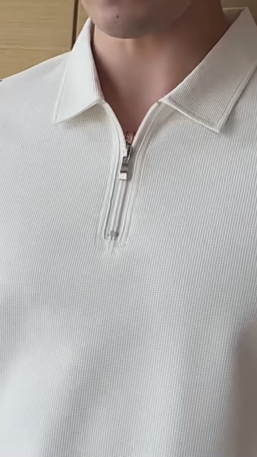 Vidéo du Polo Jérémy homme, blanc, manches courtes, style polyvalent et chic.